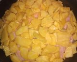 Foto del paso 3 de la receta: Tortilla de papa rellena jamón y queso