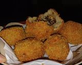 Foto langkah ke 6 dari resep Bola-bola Pisang Krispy.