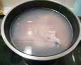 鑄鐵鍋「瓜仔雞湯」簡單調味就很好喝！！的食譜步驟3照片