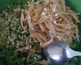 Foto langkah ke 3 dari resep Botok daun so+teri.