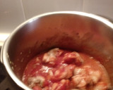 Foto del paso 2 de la receta: Pollo con tomate 🍅