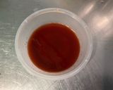 Une image de l'étape 1 de Filets de lieu, crème de poivron, abricot et ail noir.