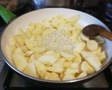 Foto del paso 5 de la receta Jamoncitos de pollo con manzana 🍏