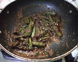 A picture of step 6 of Aachari Bhindi.