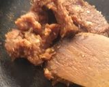 A picture of step 3 of Khajoor {dates} dry fruit roll without sugar.