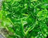A picture of step 2 of Palak Paneer (Spinach Cheese/Tofu).