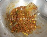 Foto langkah ke 3 dari resep Risoles isi Daging Kari & Telur Puyuh.