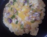 A picture of step 4 of Desi omelette.