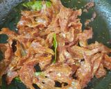 Foto langkah ke 5 dari resep Ikan Asin (kapas) Crispy Balado.