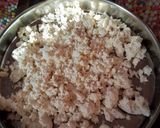 A picture of step 3 of केसर पिस्ता छेना खीर.