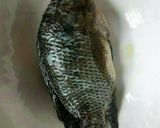 A picture of step 1 of Deep fry dry fish.