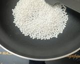 A picture of step 1 of Sago flour namkeen paratha.