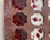 A picture of step 3 of Frozen Yogurt Pomegranate bite.