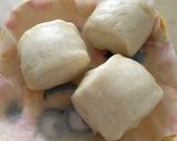 A picture of step 10 of Meng Tou (Steamed rolls).