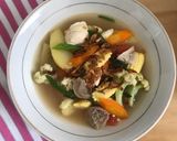 Foto langkah ke 3 dari resep Soup sayur tahu bakso.