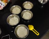 वनीला कटोरी केक(Vanilla katori cake recipe in Hindi) रेसिपी चरण 3 फोटो