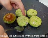 कच्चे केले और मटर के कटलेट्स | Kacche Kele Matar Ke Cutlets recipe in Hindi ) रेसिपी चरण 9 फोटो