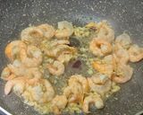 Foto langkah ke 2 dari resep Kailan Cah Udang.