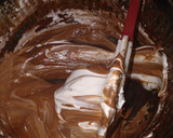 Foto del paso 4 de la receta: Mousse de chocolate con glaseado espejo ✨👌🏻