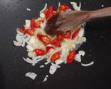 Foto langkah ke 2 dari resep Tumis jamur kuping + sayuran.