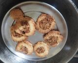नो ओव्हन चॉकलेट कुकीज (no oven chocolate cookies recipe in marathi) रेसिपी स्टेप 7 फोटो 
