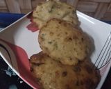 A picture of step 3 of Rice flour and radish ki Puri.