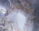 รูปขั้นตอนการทำที่ 4 ของ ขนมมันสำปะหลังนึ่งใส่ใบเตย