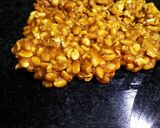 A picture of step 4 of Peanut chikki.