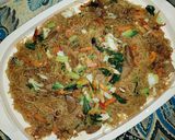 Foto langkah ke 6 dari resep Bihun Goreng Bakso Sayur Mayur.