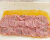Sajttekercs sonkával, sajtos tojáskrémmel és zöldséggel töltve recept fázis 5 fotója
