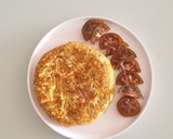 Foto del paso 5 de la receta: Tortilla exprés de patata y calabacín jugosa