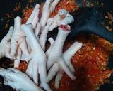 Foto langkah ke 4 dari resep Ceker pedess nampoll bumbu uleg.
