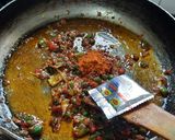 A picture of step 4 of Maggi chatpata tomato vegetables Chinese soup.