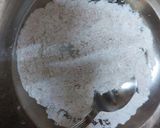 A picture of step 1 of Golden fry prawns/deep fry.