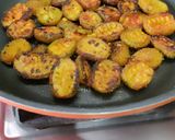 A picture of step 3 of Kankada Masala Bhaja/Fry.