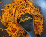 Foto del paso 5 de la receta: Relleno para tacos, fajitas o wraps con sobra de carne