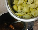 हलवाई स्टाइल आलू पूरी (Halwai style aloo poori recipe in Hindi) रेसिपी चरण 3 फोटो