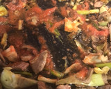 Foto del paso 3 de la receta: Paella 🥘 de secreto ibérico, ajos tiernos y alcachofas