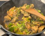 A picture of step 2 of One-pan lemony chicken spinach orzo.