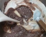 Gambar langkah 3 resipi Mini Chocolate Moist Cake.