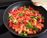 Foto del paso 2 de la receta: Merluza en salsa
