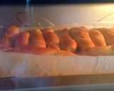 A picture of step 12 of Hai Phong Mini Baguette (Bánh Mỳ Que Hải Phòng).