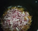 A picture of step 4 of Alkubus with vegetable soup.