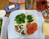Foto del paso 3 de la receta: *Wrap Caprese y más cositas*