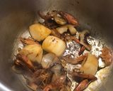 Foto del paso 2 de la receta Alubias con langostinos y choco 😆😆