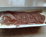 Foto del paso 5 de la receta: Budín marmolado bañado en Chocolate