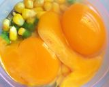 Hình bước làm 3 của món Trứng chiên bắp, đậu đũa