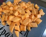 Une image de l'étape 7 de Salade de melon, pastèque et raisin au miel.