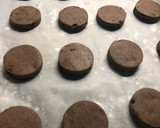 Foto del paso 4 de la receta: Alfajores de chocolate