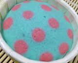 Foto langkah ke 6 dari resep Steam Polkadot Cupcake.